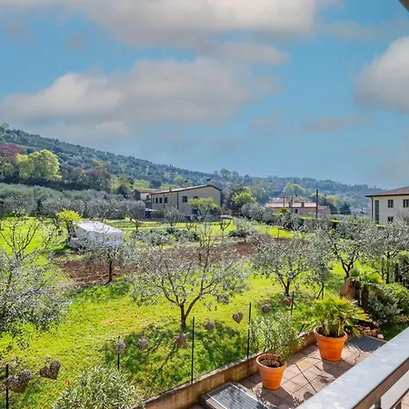 Into The Green! Flat & Garage Arquà Petrarca