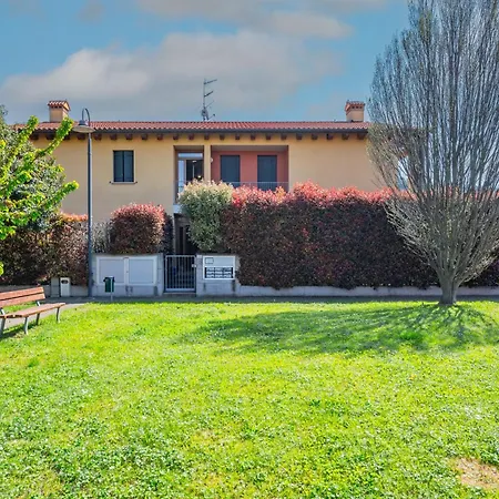 Appartamento Into The Green! Flat & Garage Arquà Petrarca